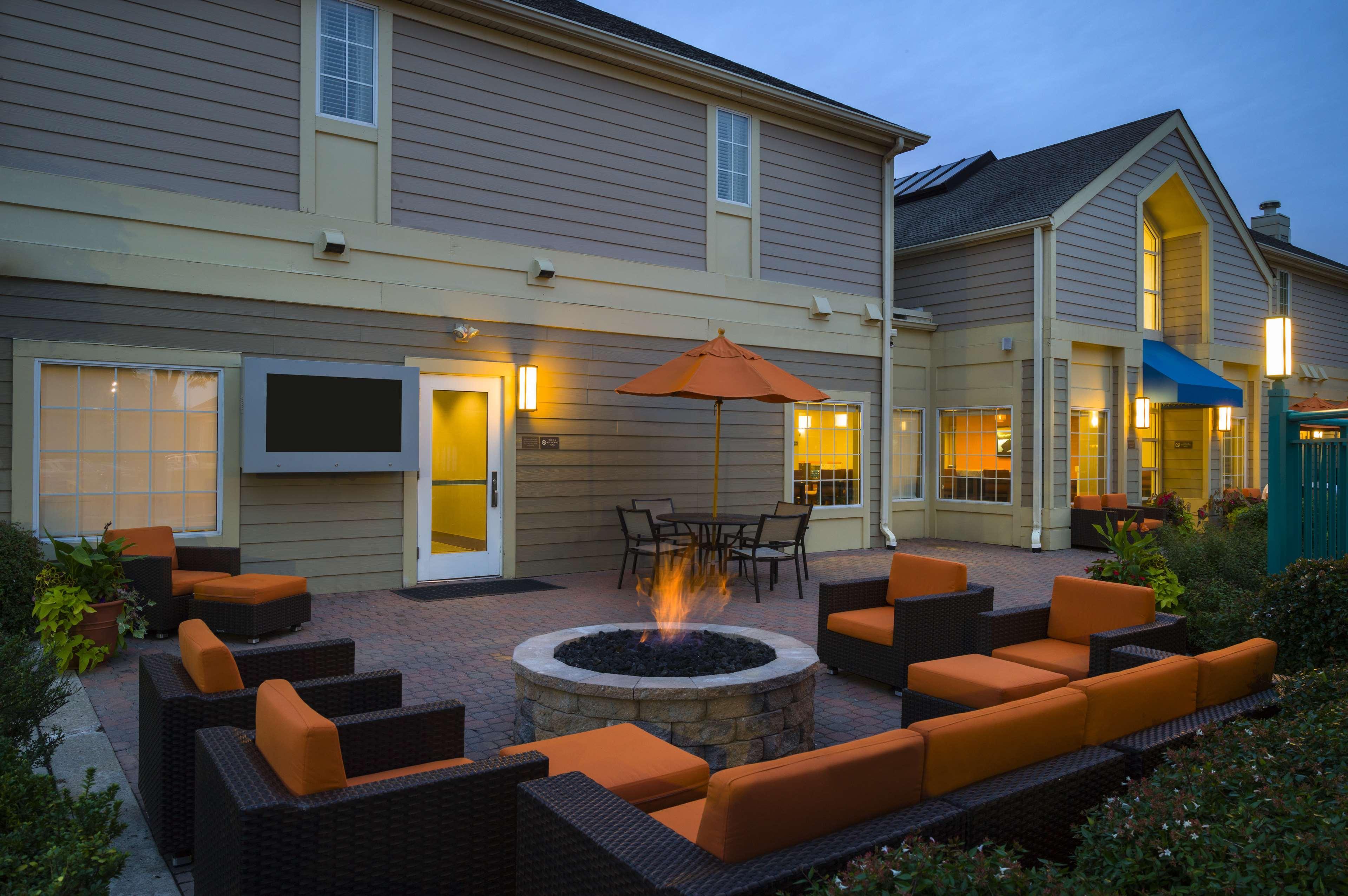 Hyatt House Bridgewater Hotel Bagian luar foto